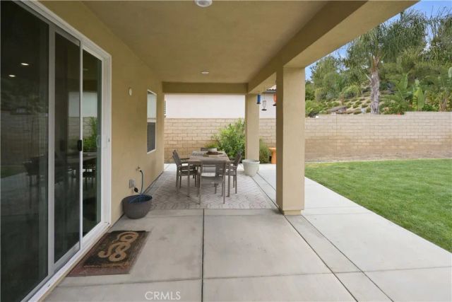 19435 Maldonado Place, Saugus, CA 91350