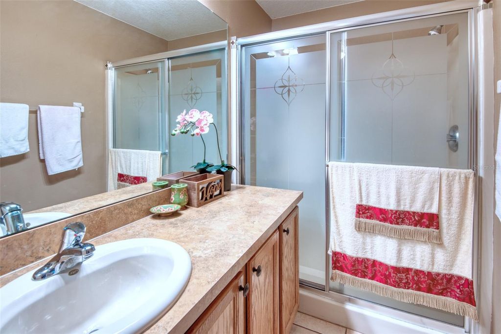 Image 24 of property listing at 521 GRAND CANAL DRIVE, Kissimmee, FL 34759