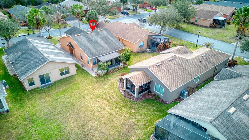 Image 38 of property listing at 521 GRAND CANAL DRIVE, Kissimmee, FL 34759