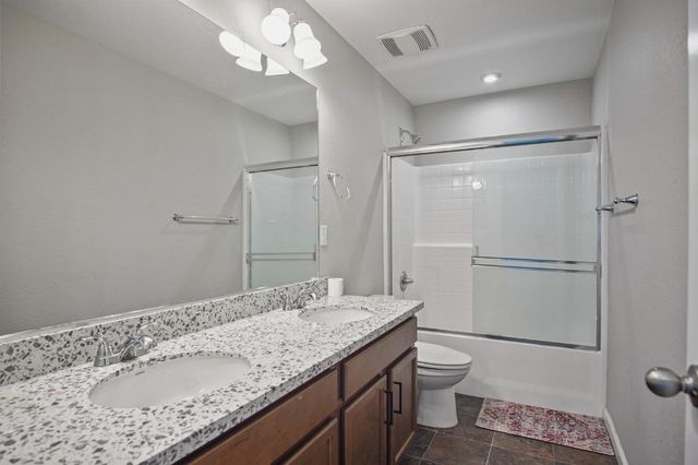 15272 Flycatcher Dr, Lathrop, CA 95330