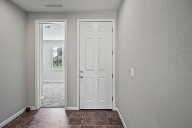 15272 Flycatcher Dr, Lathrop, CA 95330