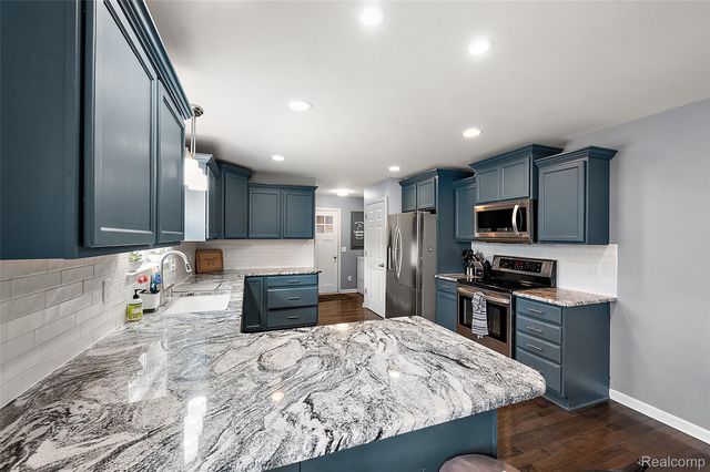 5078 Waldon Road, Independence Charter Township, MI 48348
