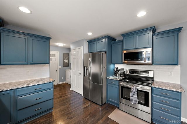 5078 Waldon Road, Independence Charter Township, MI 48348