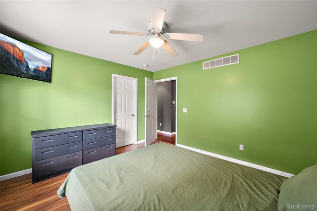 5078 Waldon Road, Independence Charter Township, MI 48348