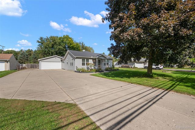 5078 Waldon Road, Independence Charter Township, MI 48348