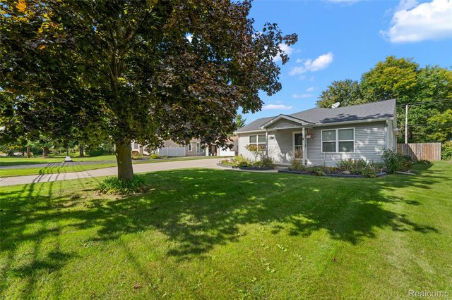 5078 Waldon Road, Independence Charter Township, MI 48348