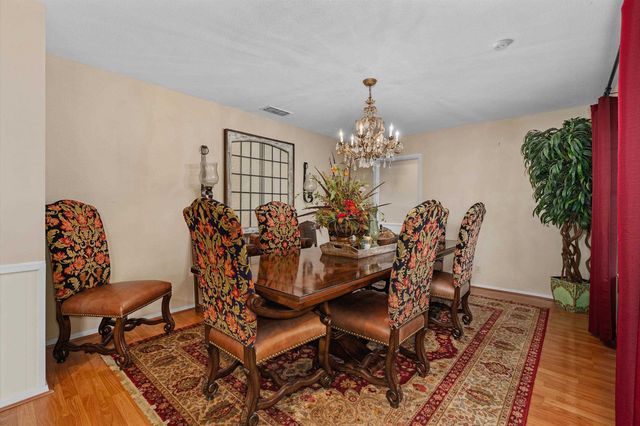 1201 Briarwood Trail, Henderson, TX 75654