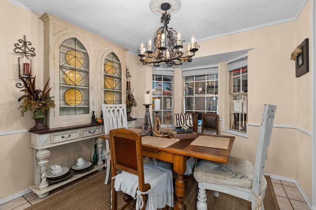 1201 Briarwood Trail, Henderson, TX 75654