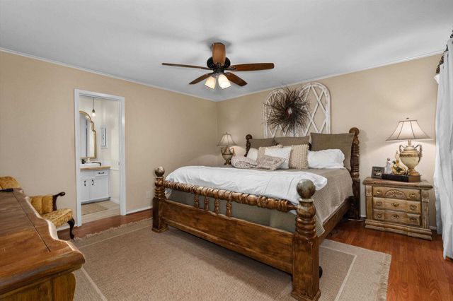 1201 Briarwood Trail, Henderson, TX 75654