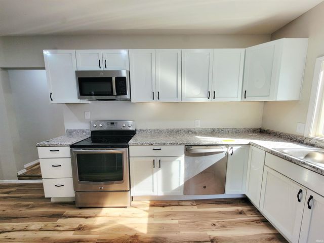 26078 Irvin Road, Elkhart, IN 46514