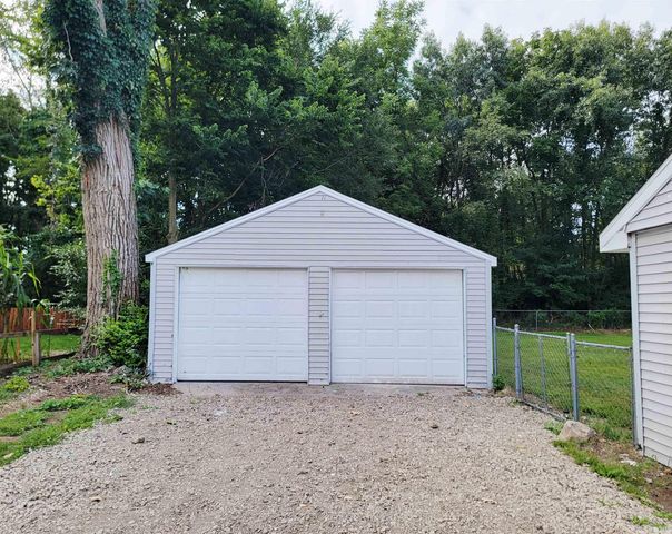 26078 Irvin Road, Elkhart, IN 46514