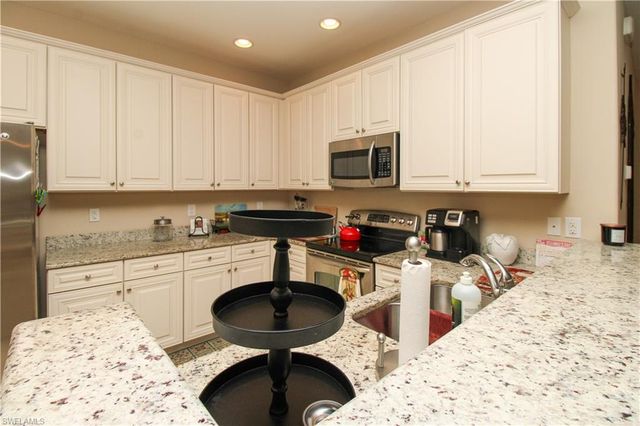 9054 Capistrano ST N 4003, Naples, FL 34113