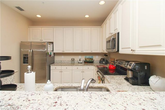 9054 Capistrano ST N 4003, Naples, FL 34113