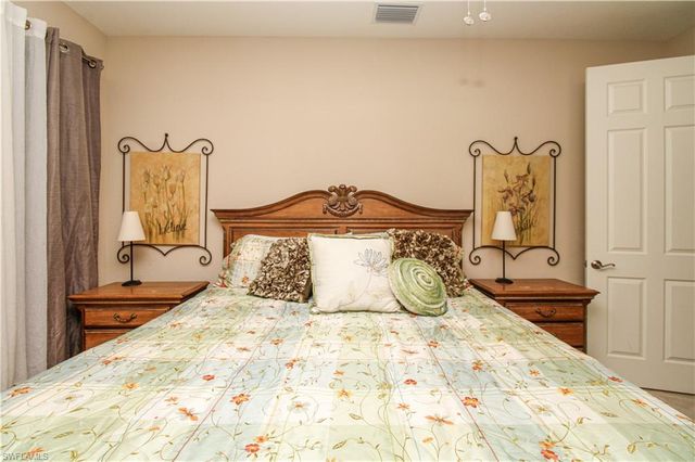 9054 Capistrano ST N 4003, Naples, FL 34113