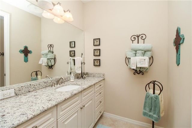 9054 Capistrano ST N 4003, Naples, FL 34113