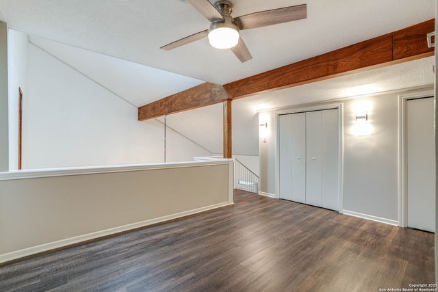 54 S Hampton Dr, Seguin, TX 78155