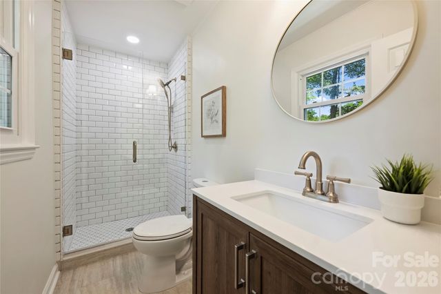 7420 Castlebar Road, Charlotte, NC 28270