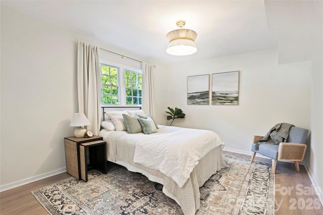 7420 Castlebar Road, Charlotte, NC 28270