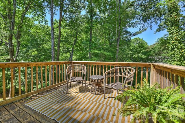 7420 Castlebar Road, Charlotte, NC 28270