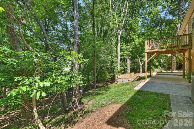 7420 Castlebar Road, Charlotte, NC 28270