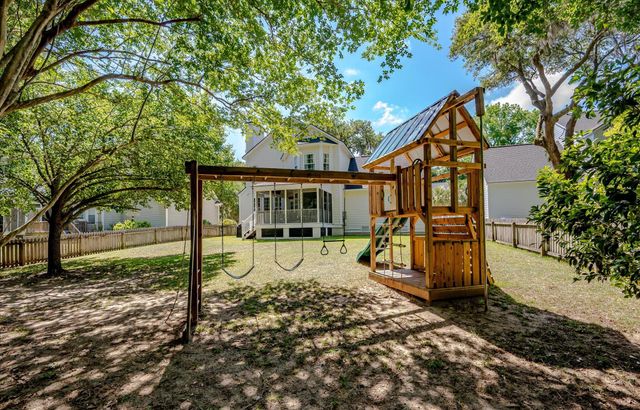 3521 E Higgins Drive, Mount Pleasant, SC 29466