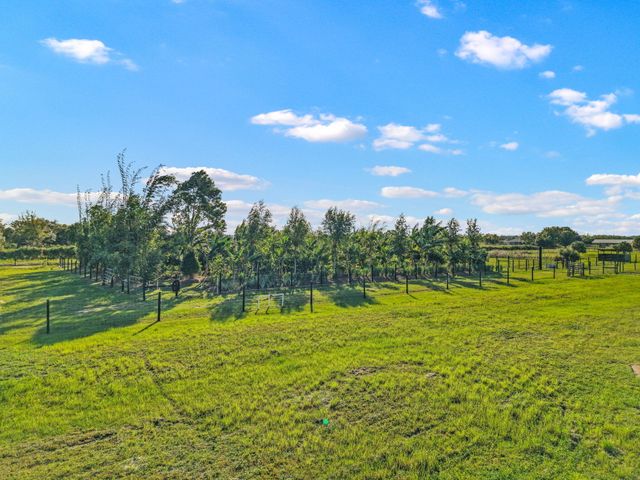 20915 Antoinette Street, Loxahatchee, FL 33470