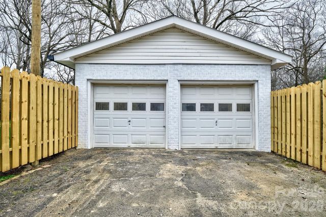 804 Congress Street N, York, SC 29745