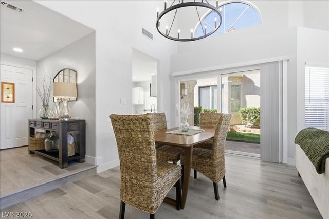 7012 Bright Springs Court, Las Vegas, NV 89113