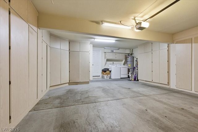 7012 Bright Springs Court, Las Vegas, NV 89113