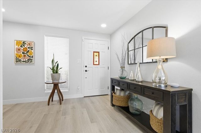 7012 Bright Springs Court, Las Vegas, NV 89113