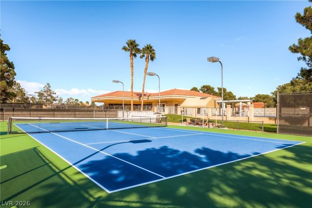 7012 Bright Springs Court, Las Vegas, NV 89113