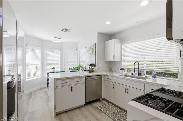 7012 Bright Springs Court, Las Vegas, NV 89113