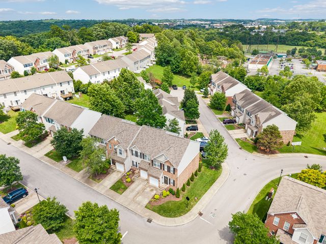 1345 Bell Rd Unit 320, Antioch, TN 37013