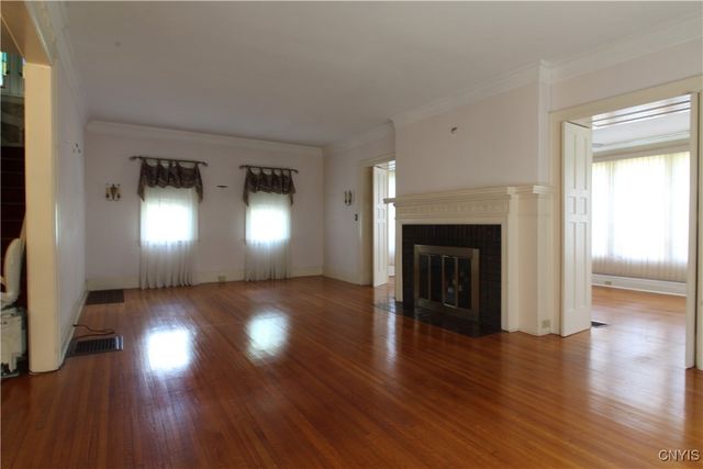 307 Farmer Street, Syracuse, NY 13203