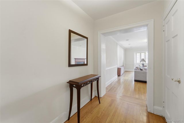 2 Park Lane 4C, Mount Vernon, NY 10552