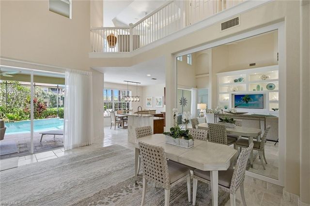 2292 Island Cove CIR, Naples, FL 34109