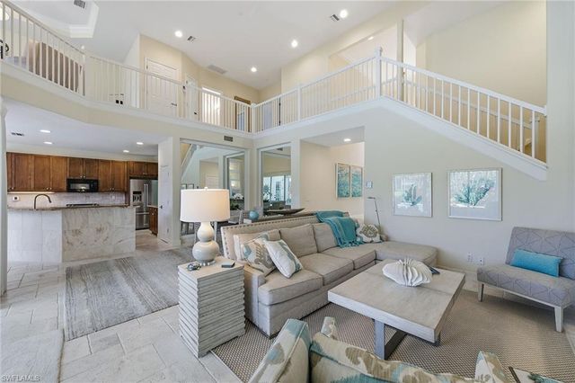 2292 Island Cove CIR, Naples, FL 34109
