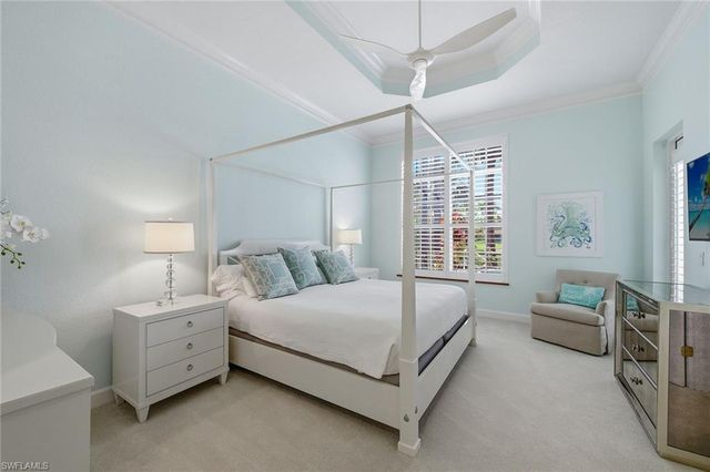 2292 Island Cove CIR, Naples, FL 34109