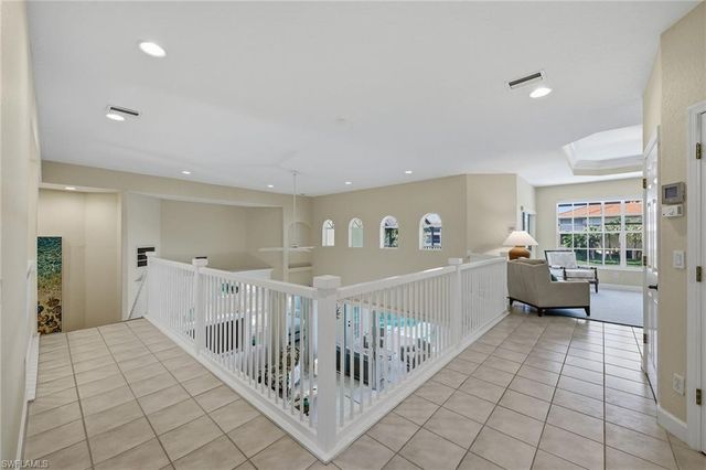 2292 Island Cove CIR, Naples, FL 34109