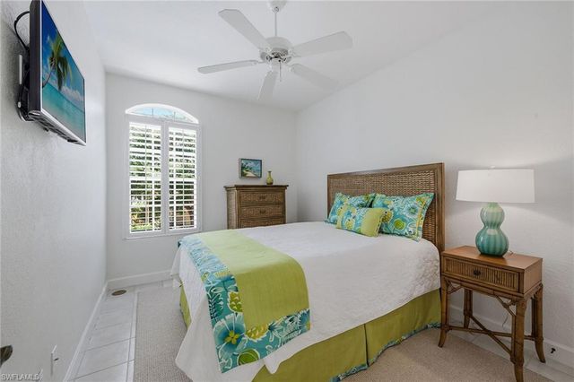 2292 Island Cove CIR, Naples, FL 34109