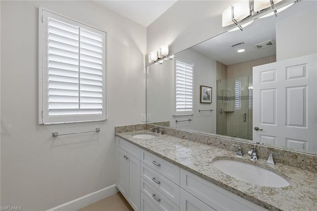 2292 Island Cove CIR, Naples, FL 34109