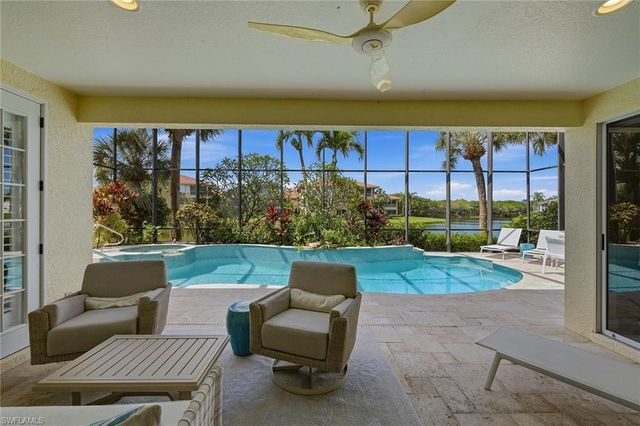 2292 Island Cove CIR, Naples, FL 34109