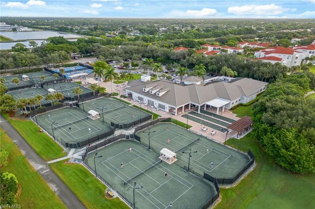 2292 Island Cove CIR, Naples, FL 34109