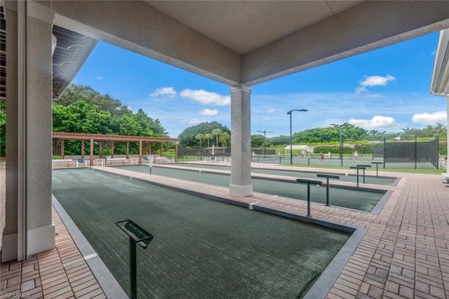 2292 Island Cove CIR, Naples, FL 34109