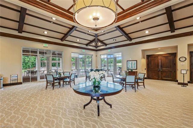 2292 Island Cove CIR, Naples, FL 34109