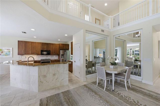 2292 Island Cove CIR, Naples, FL 34109