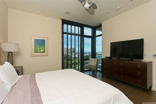 1388 Ala Moana Boulevard 8700, Honolulu, HI 96814