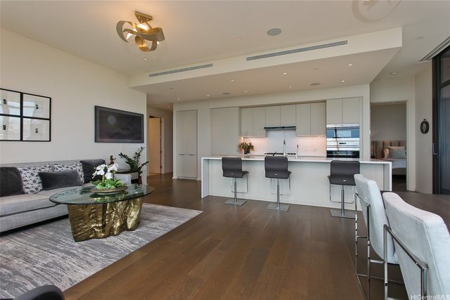 1388 Ala Moana Boulevard 8700, Honolulu, HI 96814