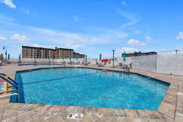 360 Shore Road 2C, Long Beach, NY 11561