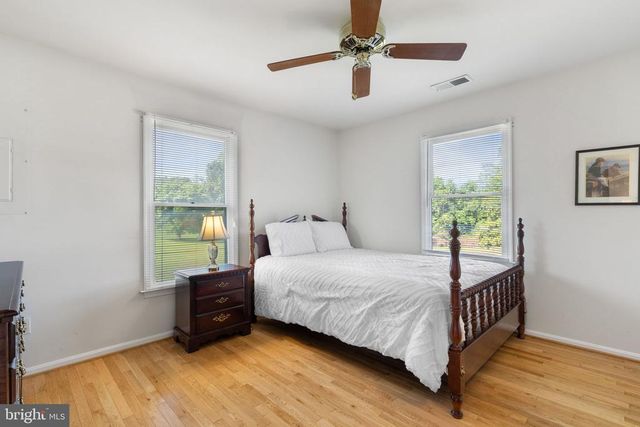 161 TROY RD, Louisa, VA 23093